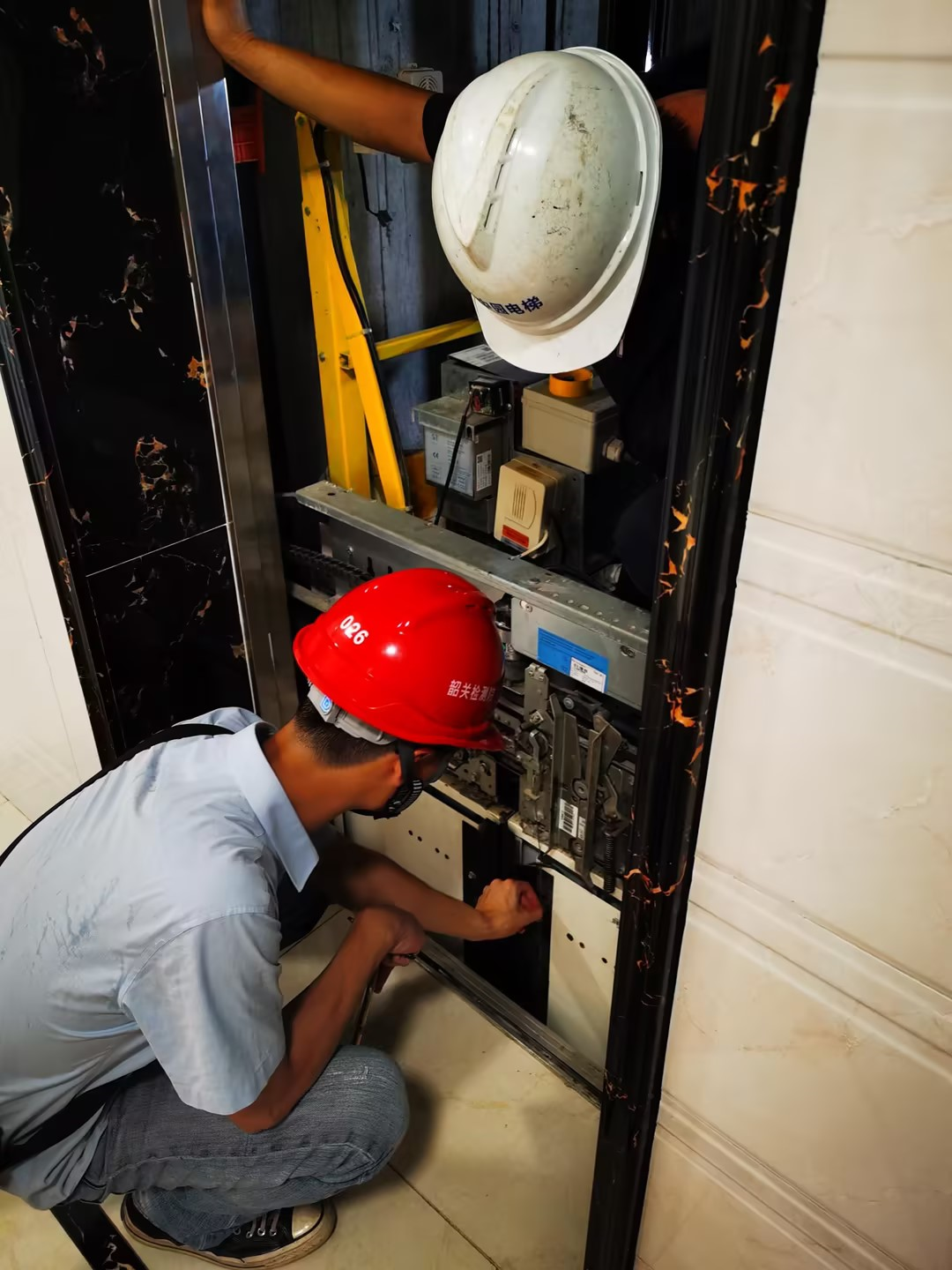 廣東省特檢院韶關檢測院“四重點”開展在用電梯監(jiān)督抽查 筑牢電梯安全基石_韶關檢測院“四重點”開展在用電梯監(jiān)督抽查 筑牢電梯安全基石.png_551ae2e561364411b167bfffc7d3099b.png